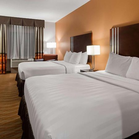 Best Western Plus Spring Inn & Suites Kültér fotó