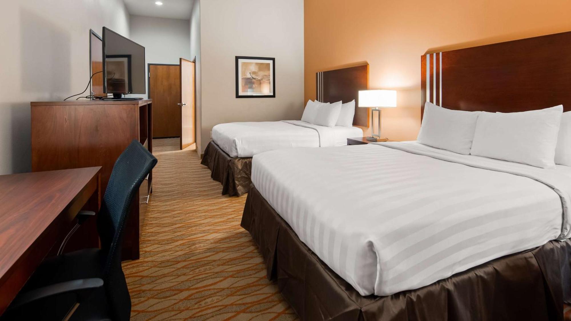 Best Western Plus Spring Inn & Suites Kültér fotó